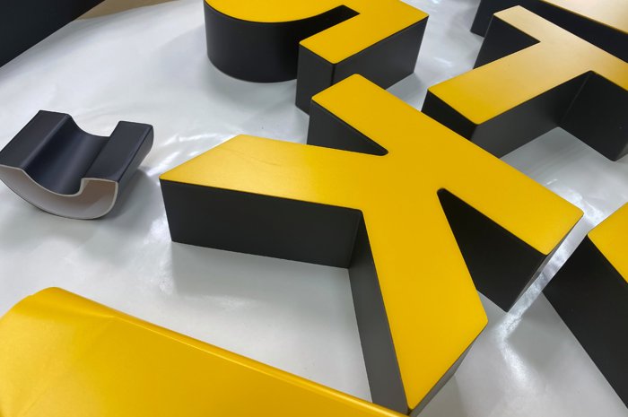 3D Illuminated Signs Cairns